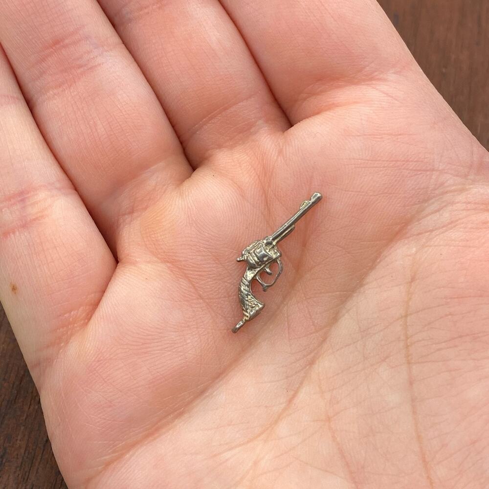 Vintage 925 Sterling Silver Pistol Gun Revolver Small Pendant Bracelet Charm